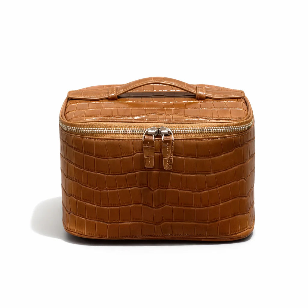 The Everest Vanity Case